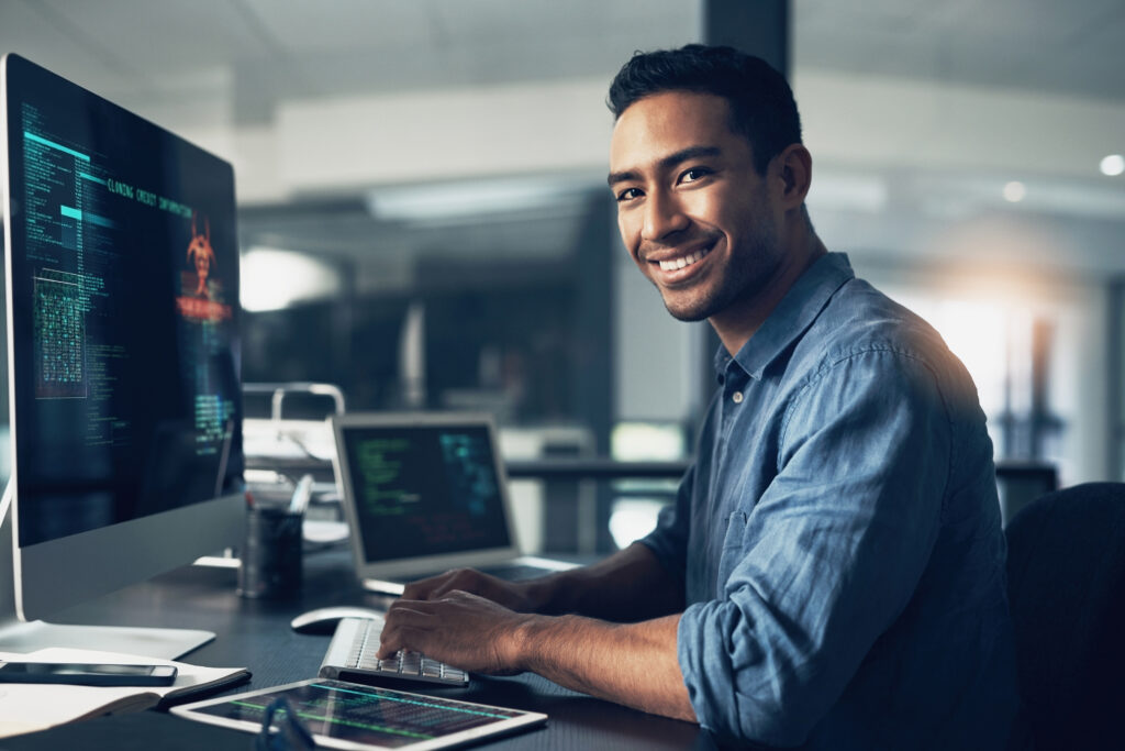 O que é fábrica de software e como ela pode ajudar sua empresa?